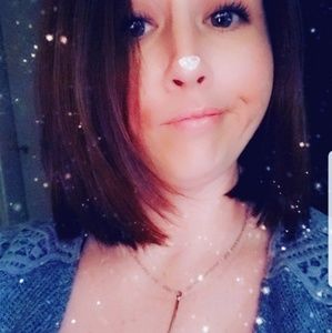 Meet your Posher, Felicia